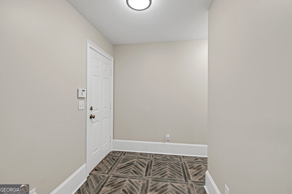 5588 Rhododendron Trail Douglasville - 32