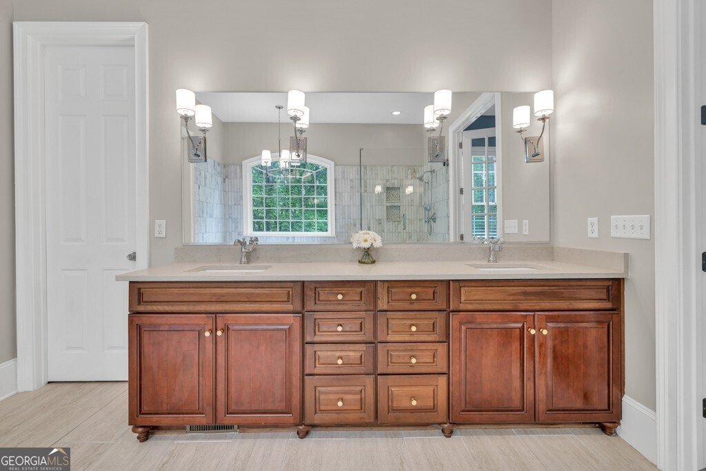 5588 Rhododendron Trail Douglasville - 40