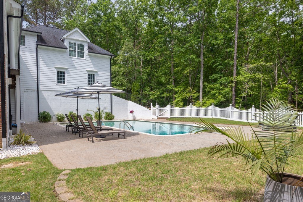 5588 Rhododendron Trail Douglasville - 71