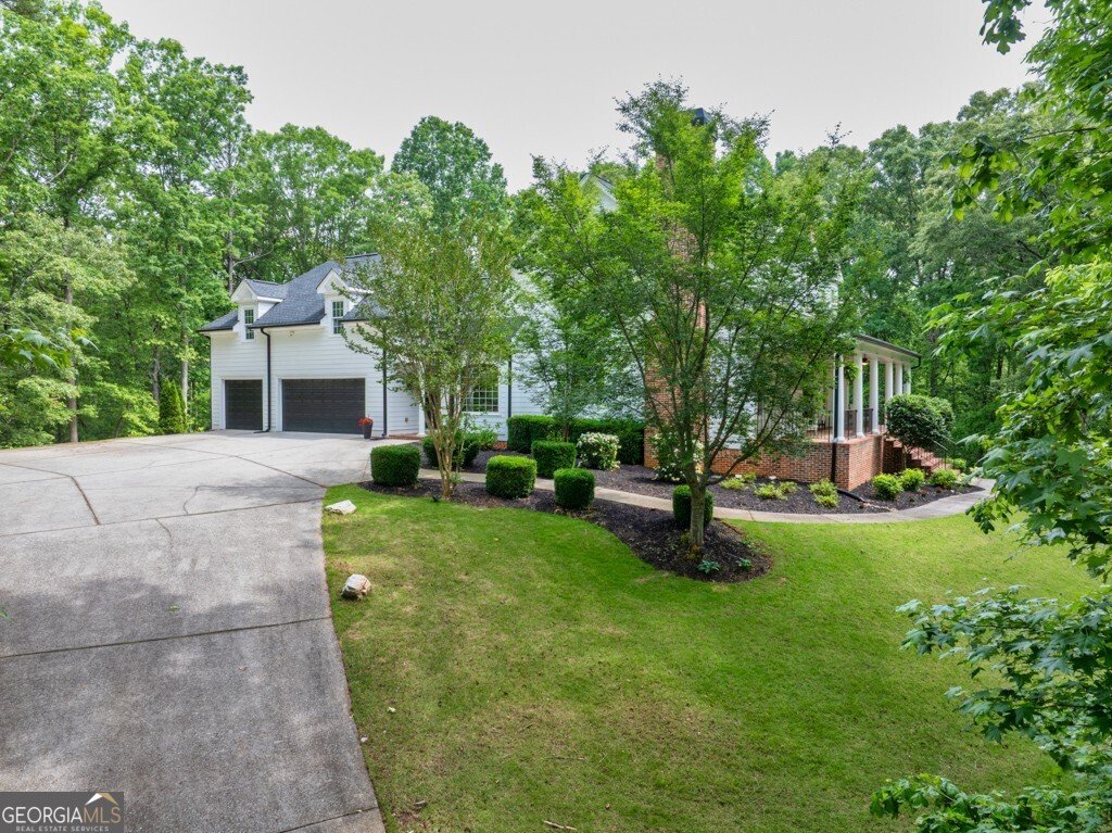 5588 Rhododendron Trail Douglasville - 82