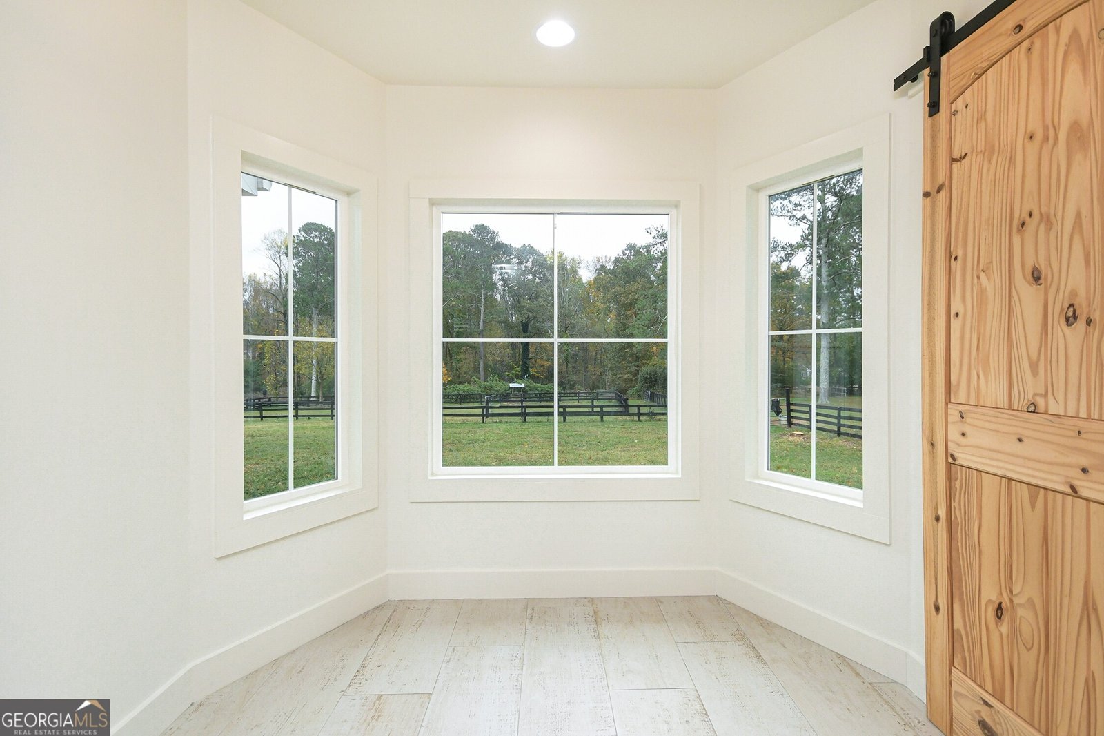 15585 Thompson Road Alpharetta - 29