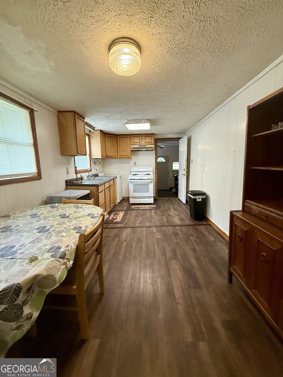 246 Brinson Street Rocky Ford - 2