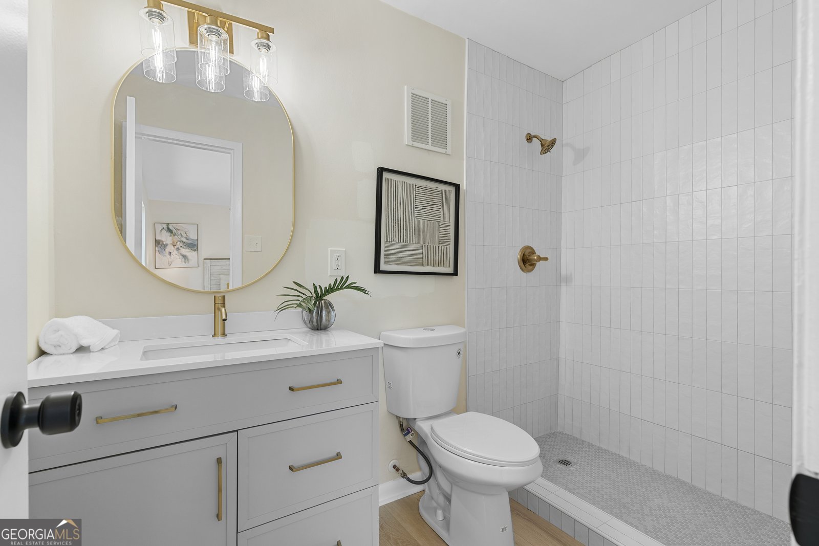 3326 Northcrest Road Atlanta - 3