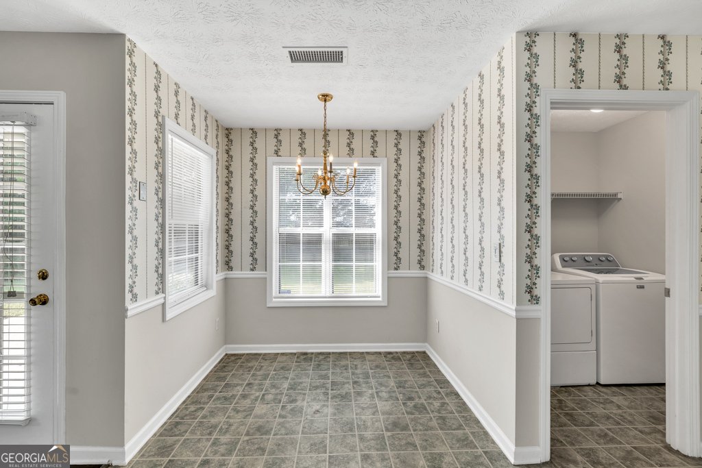 1510 Summer Lake Terrace Loganville - 10