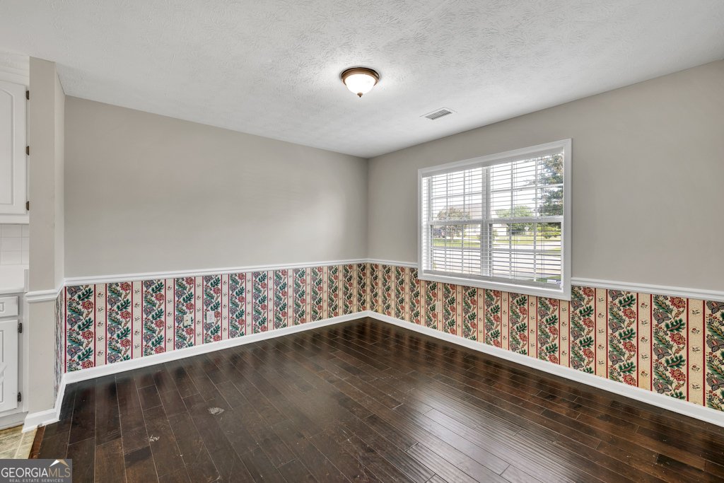 1510 Summer Lake Terrace Loganville - 14
