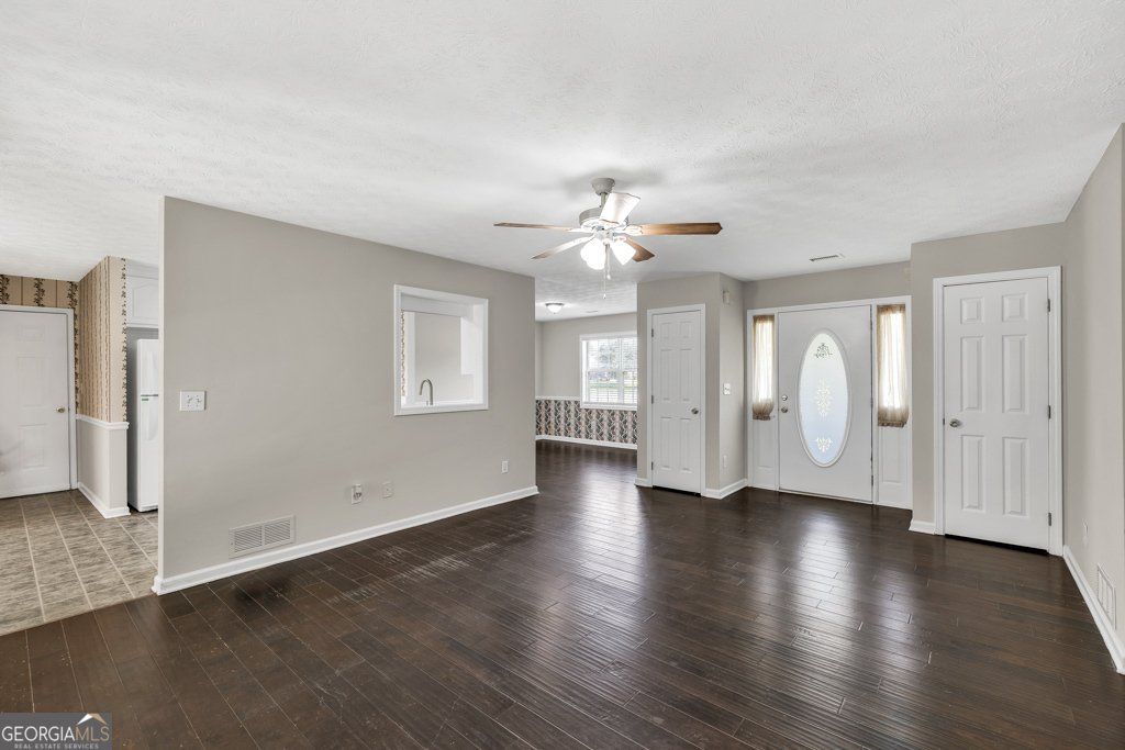 1510 Summer Lake Terrace Loganville - 6