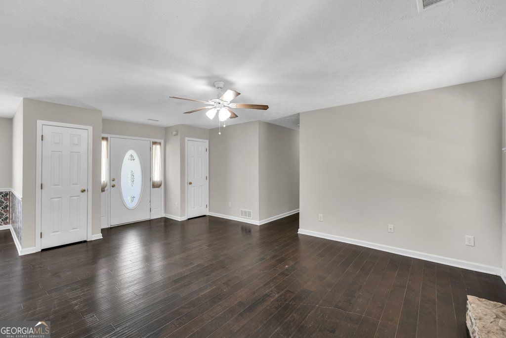 1510 Summer Lake Terrace Loganville - 7