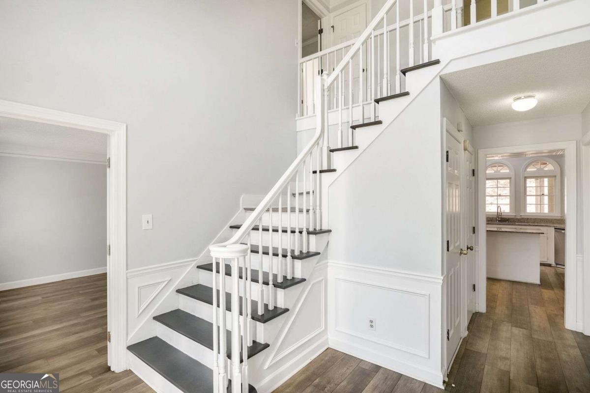 125 Sandridge Court Alpharetta - 2