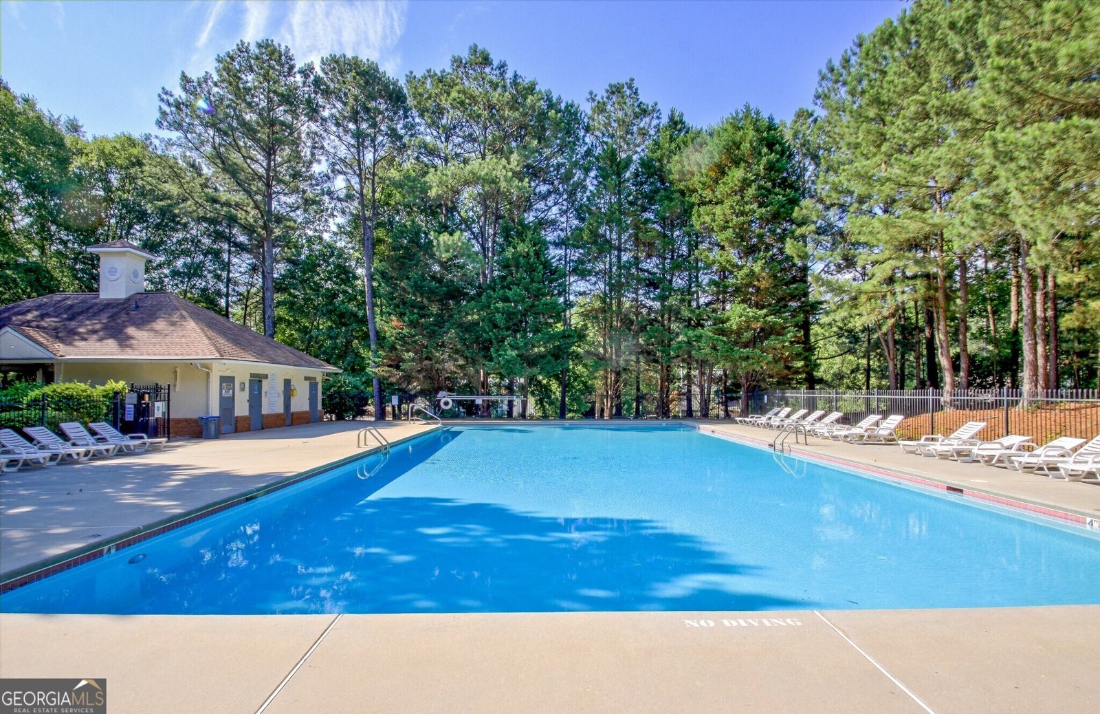 135 Edgewater Trail Fayetteville - 46