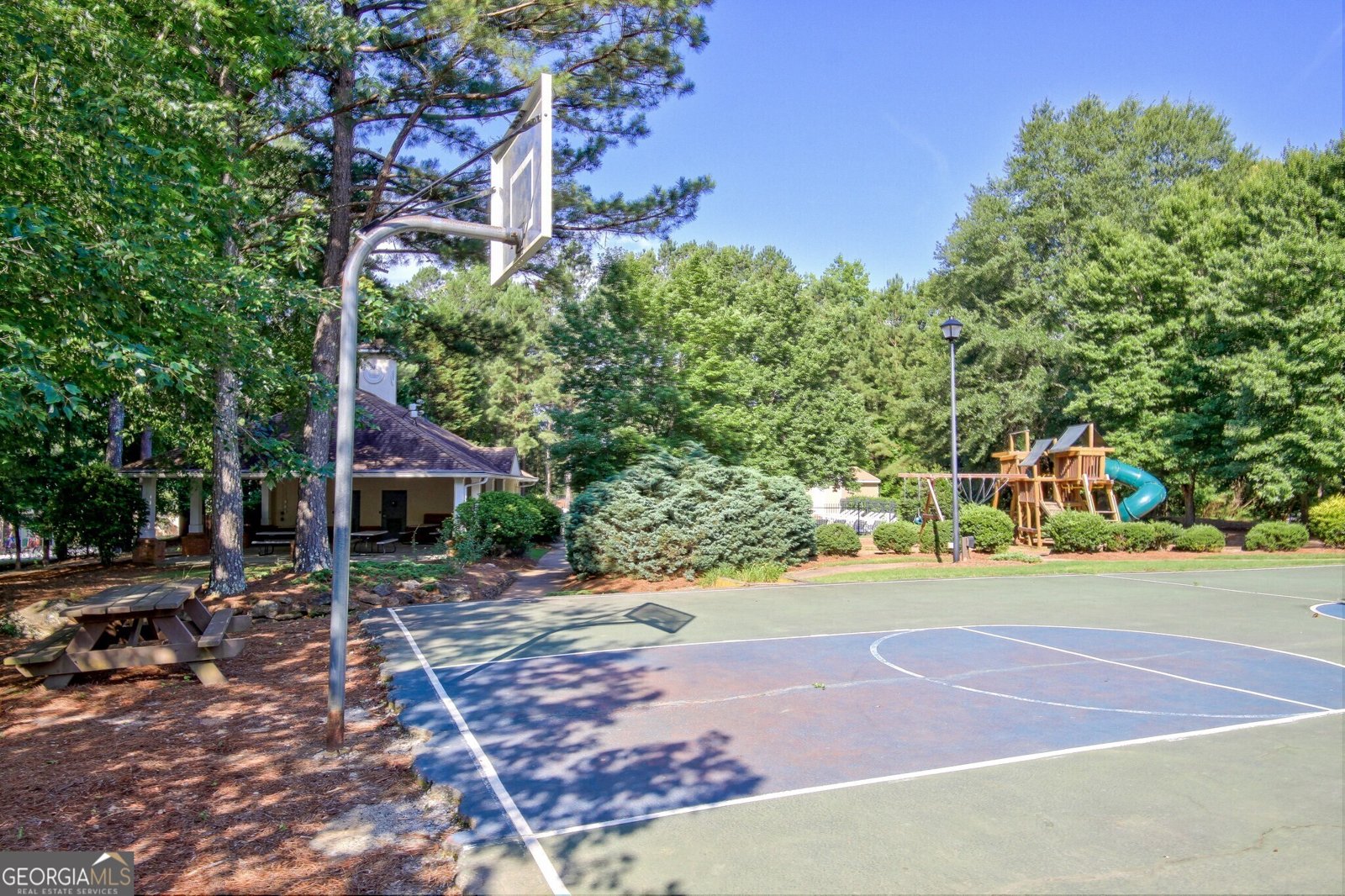 135 Edgewater Trail Fayetteville - 48