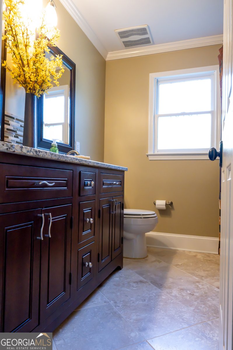 8035 Magnolia Way Roswell - 43