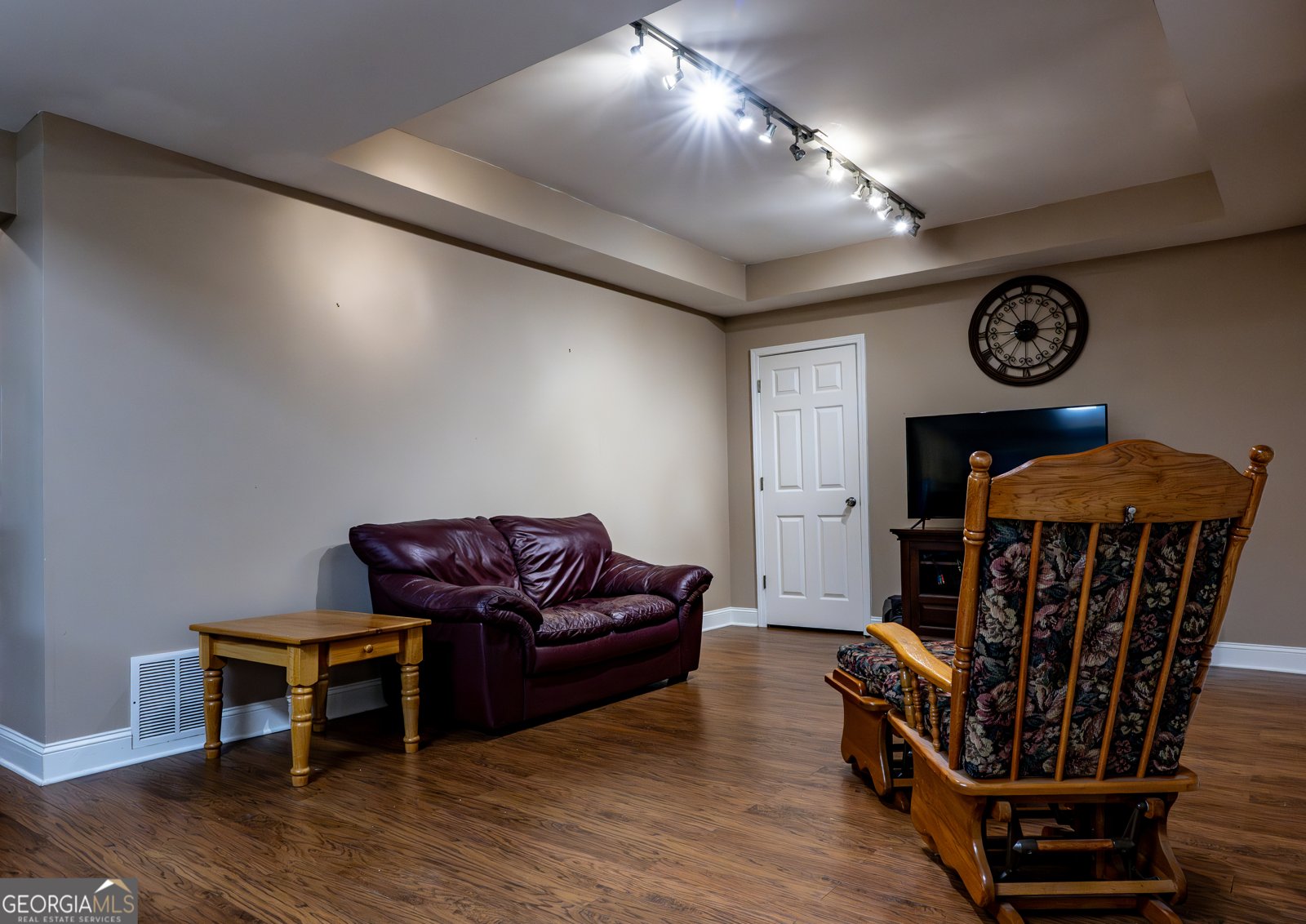 8035 Magnolia Way Roswell - 55