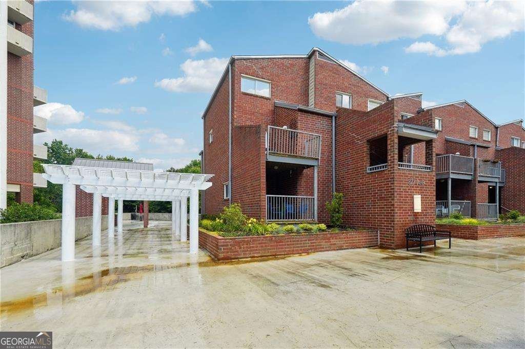 377 Ralph Mcgill Boulevard Atlanta - 17