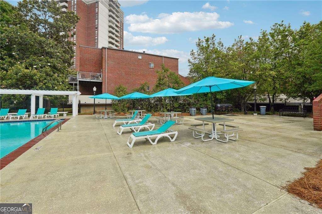 377 Ralph Mcgill Boulevard Atlanta - 18