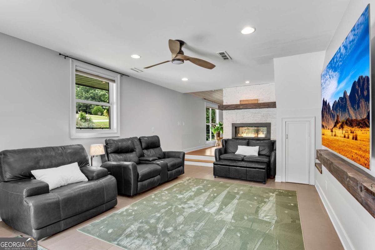 14905 Thompson Road Milton - 24