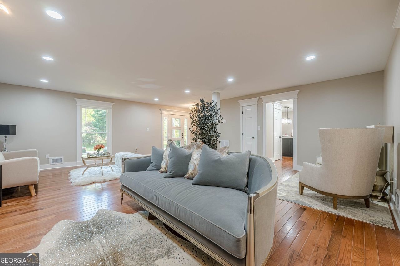 4446 HUNTINGTON Circle Atlanta - 10