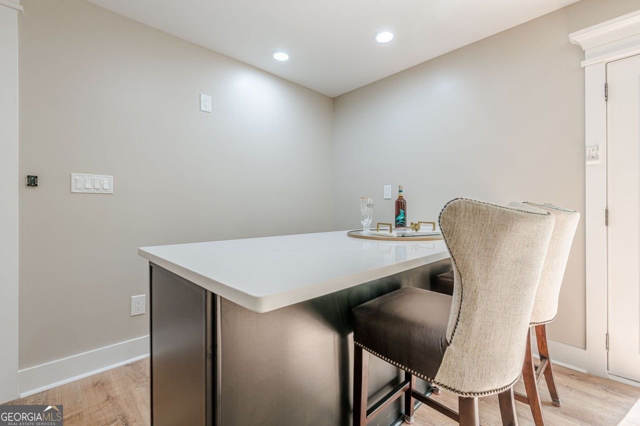 4446 HUNTINGTON Circle Atlanta - 13