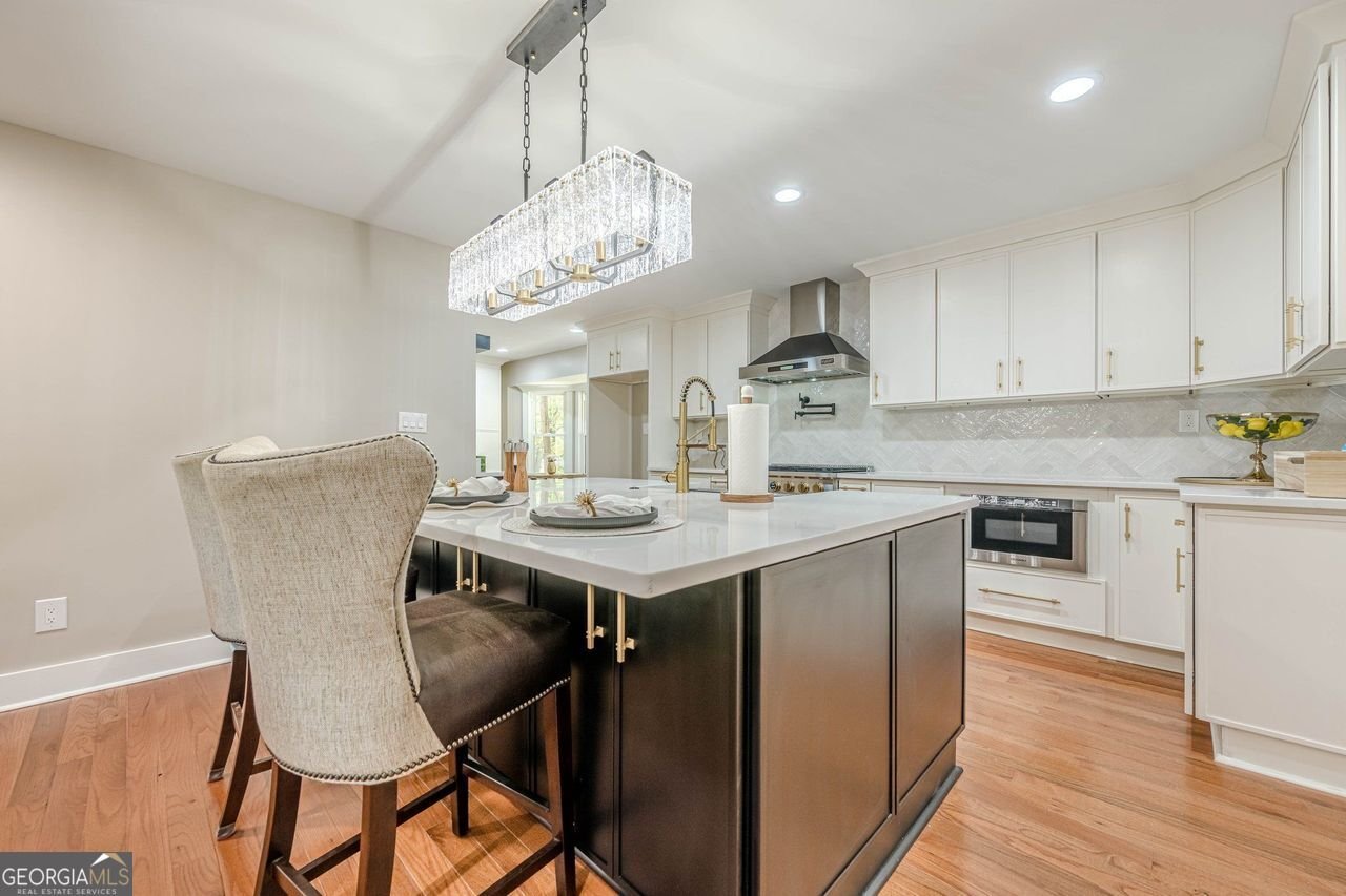 4446 HUNTINGTON Circle Atlanta - 23