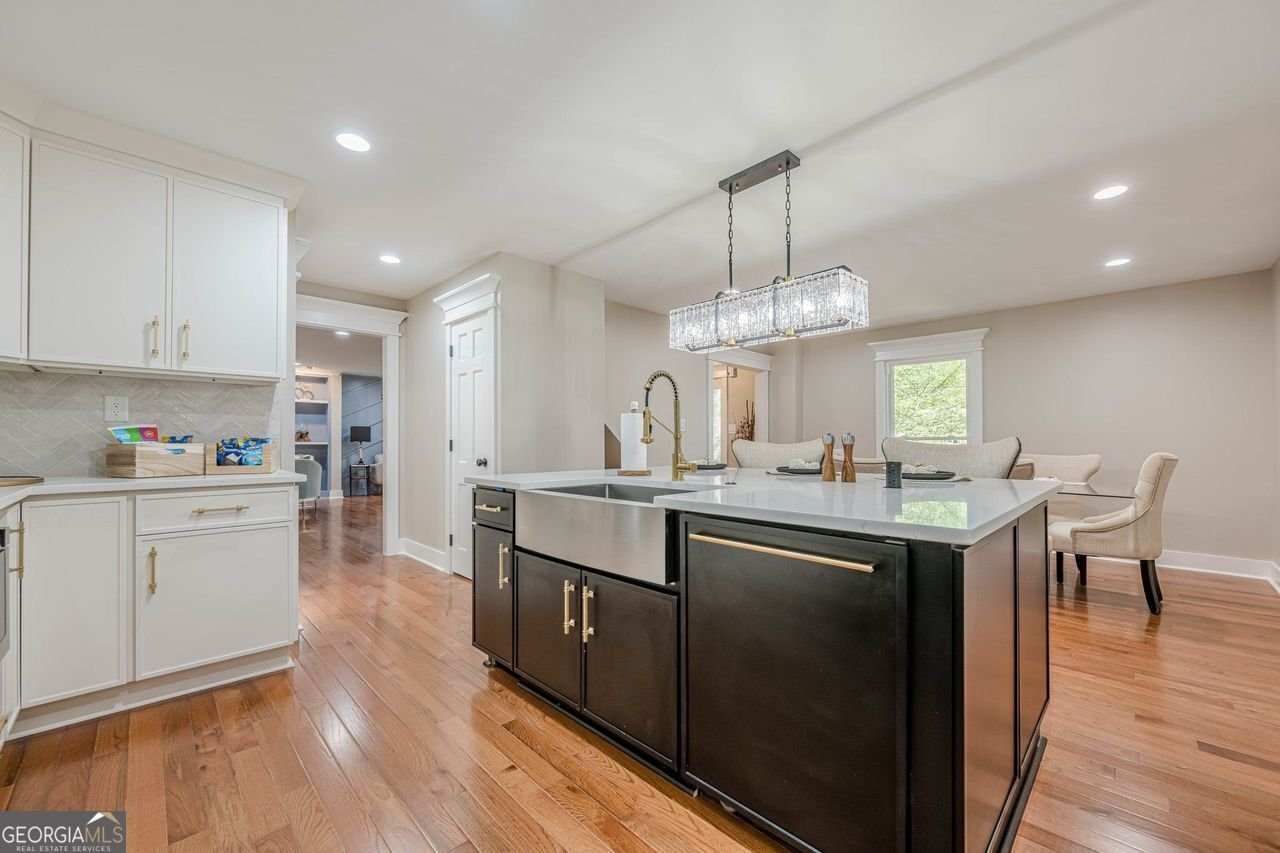 4446 HUNTINGTON Circle Atlanta - 24