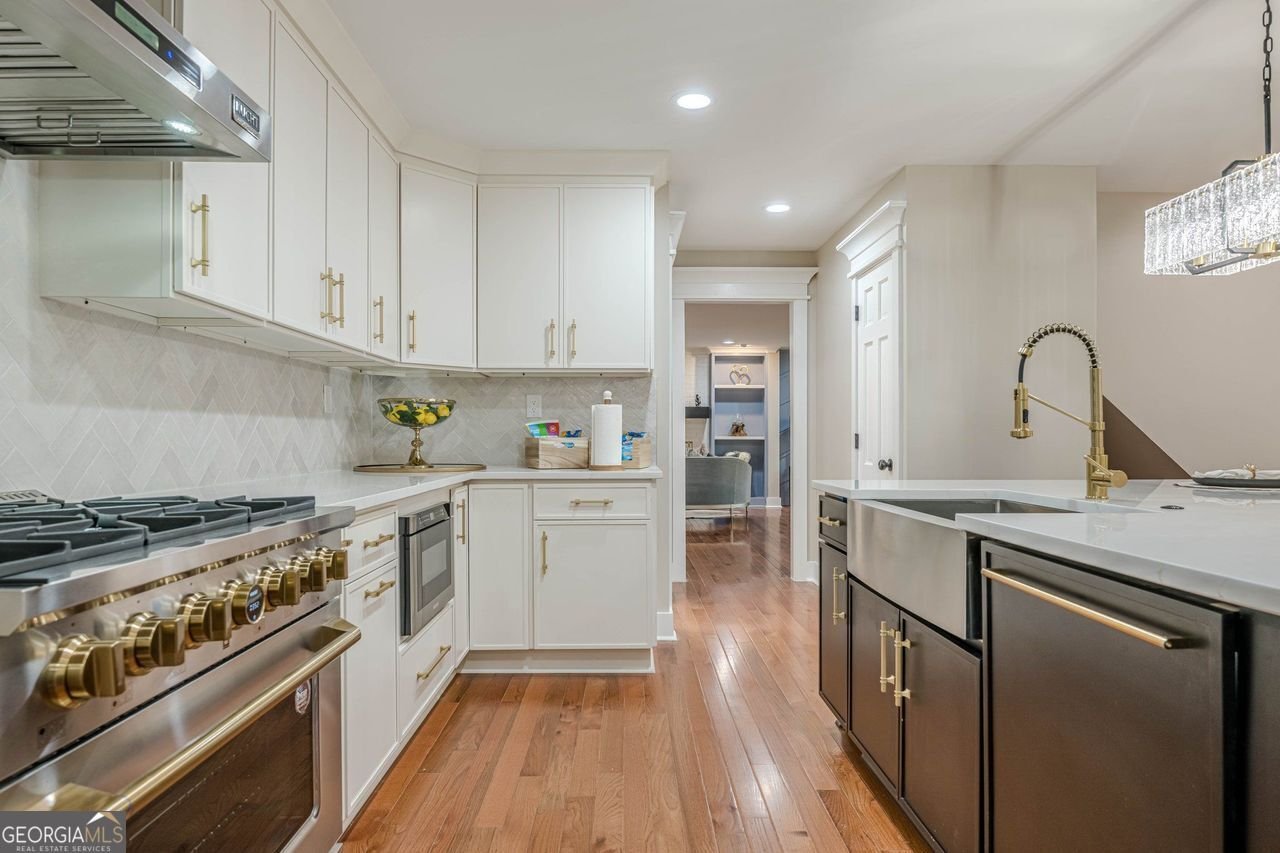 4446 HUNTINGTON Circle Atlanta - 29