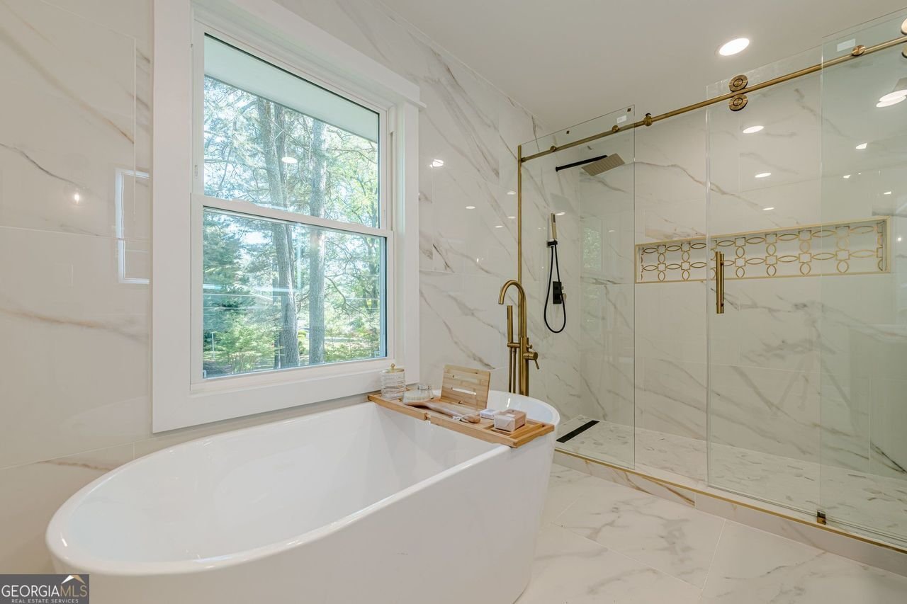 4446 HUNTINGTON Circle Atlanta - 47