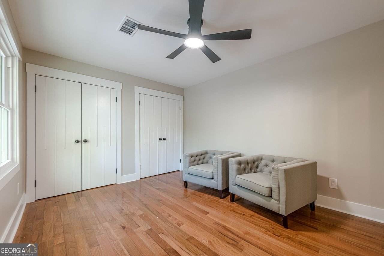 4446 HUNTINGTON Circle Atlanta - 55