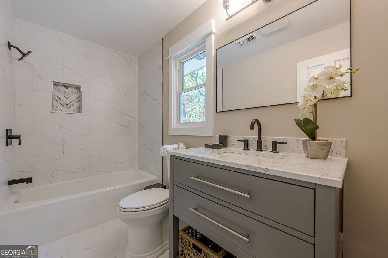 4446 HUNTINGTON Circle Atlanta - 57