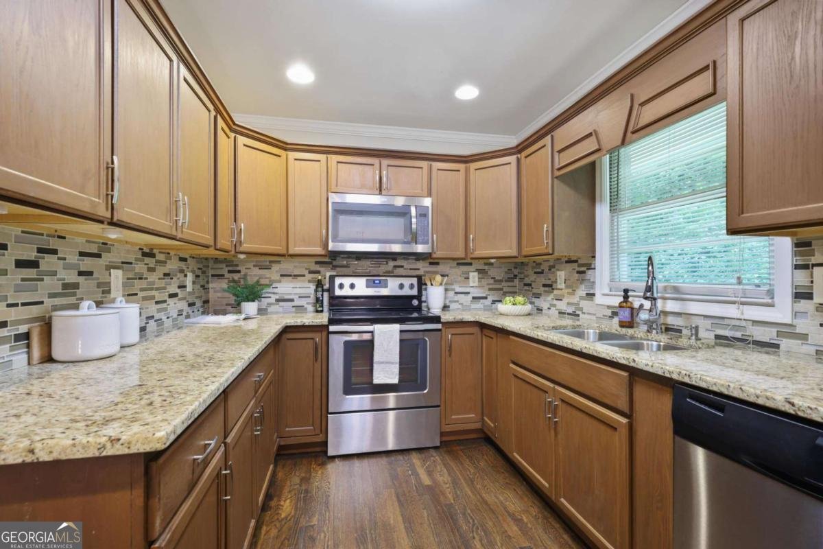 2383 Edgewater Drive Atlanta - 13