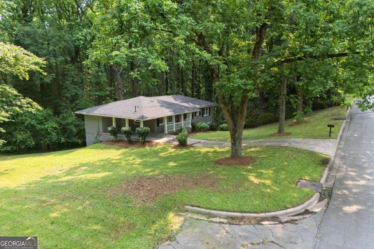 2383 Edgewater Drive Atlanta - 40