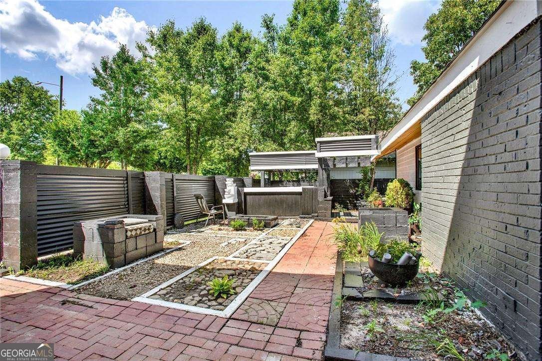 1048 Indian Hills Parkway Marietta - 13