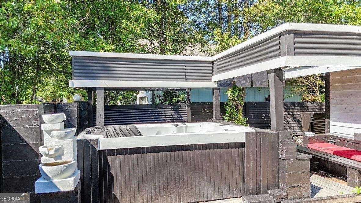 1048 Indian Hills Parkway Marietta - 6