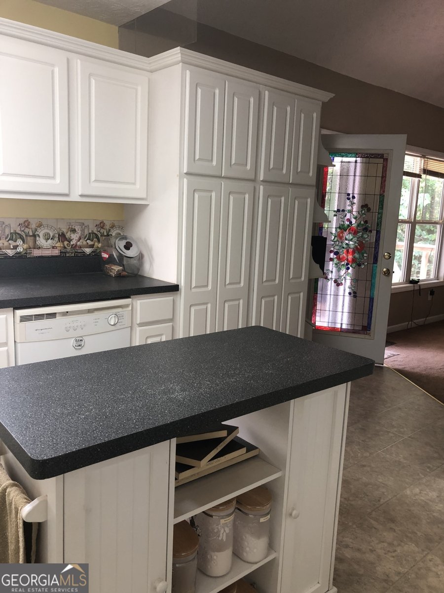 1744 Campbell Road Covington - 8