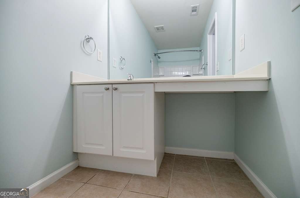 1293 Liberty Parkway Atlanta - 16