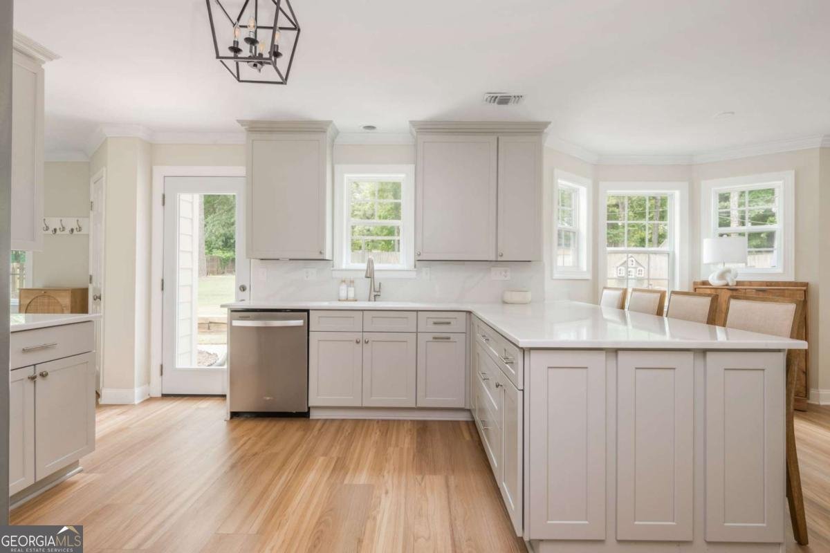 2735 Jims Road Marietta - 12