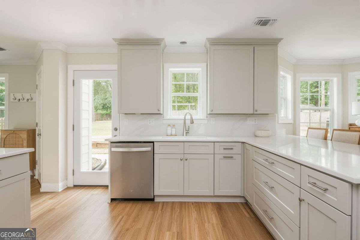 2735 Jims Road Marietta - 14