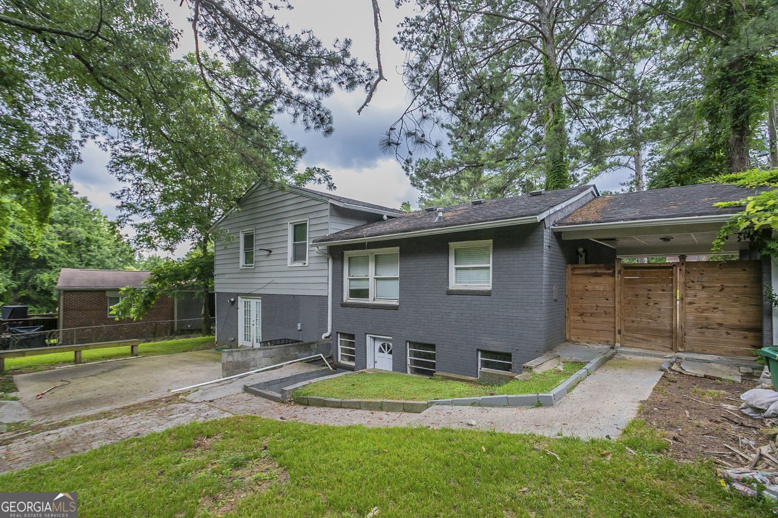 2475 Harvel Drive Atlanta - 25