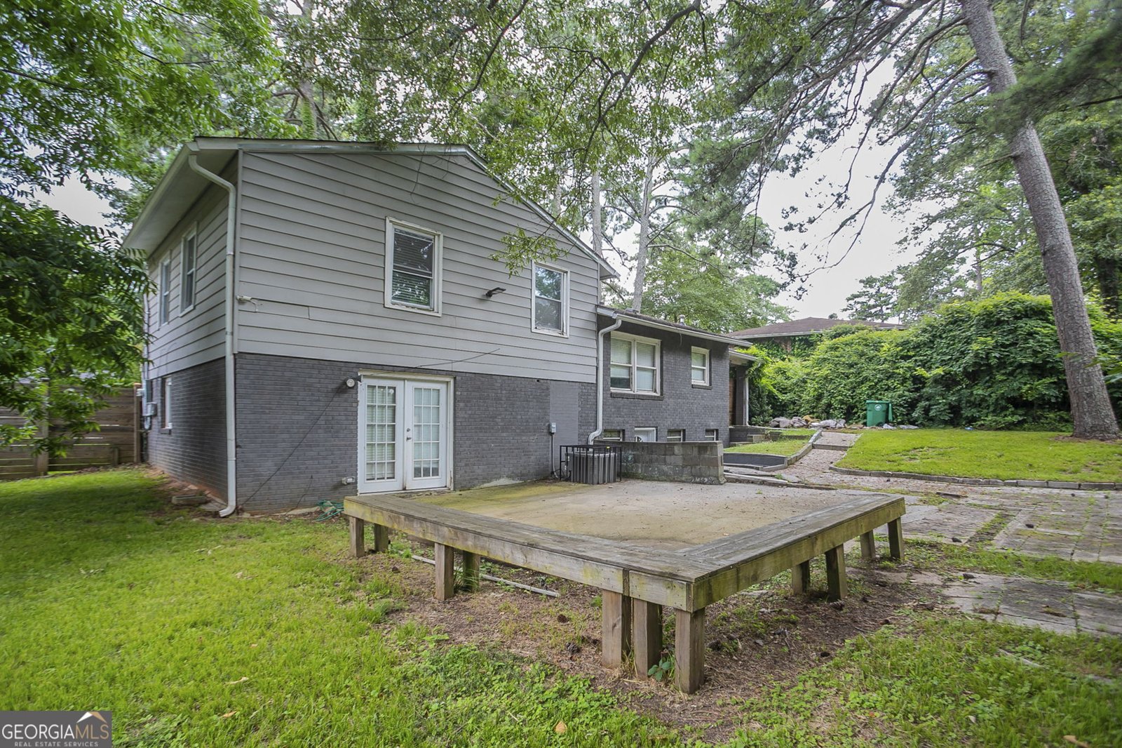 2475 Harvel Drive Atlanta - 27