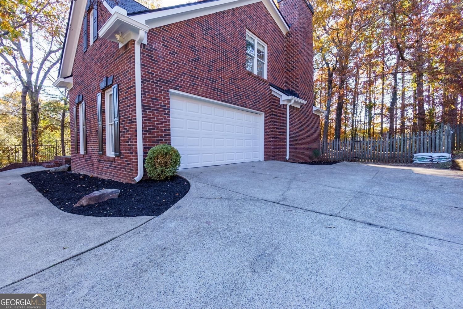 2001 Towne Lake Hills Woodstock - 3