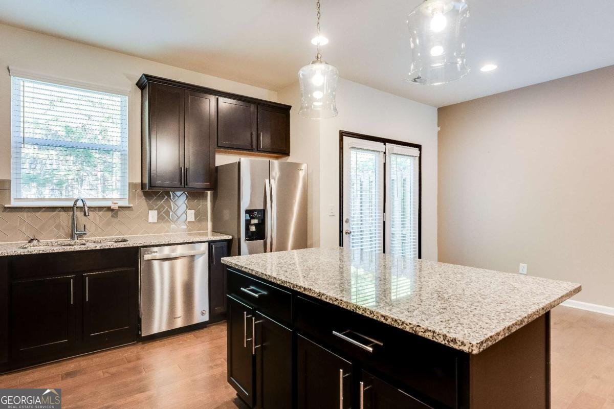 992 Belfry Terrace Fairburn - 13