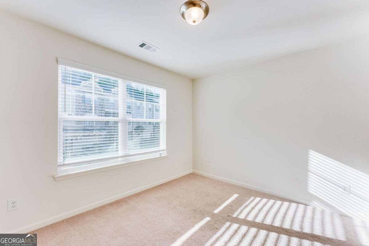 992 Belfry Terrace Fairburn - 16