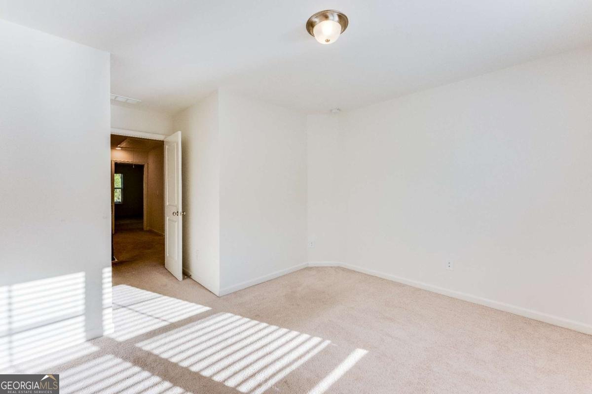 992 Belfry Terrace Fairburn - 18