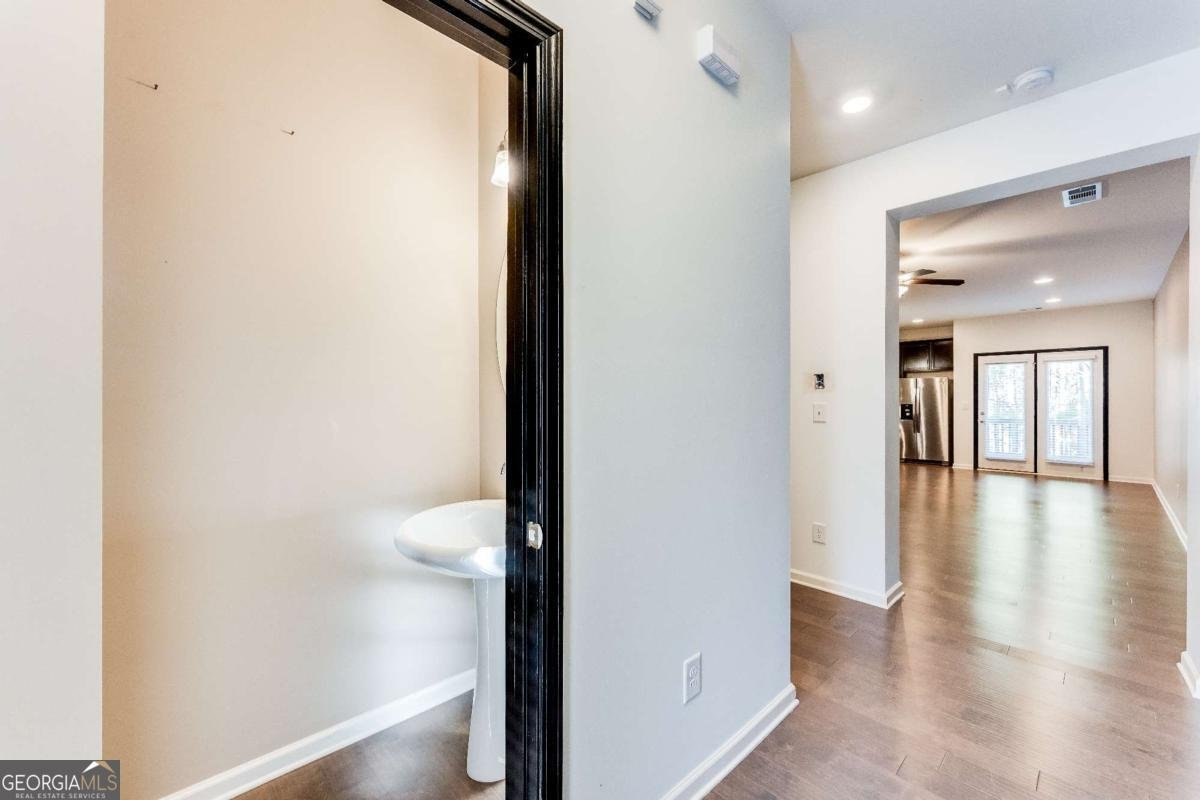 992 Belfry Terrace Fairburn - 2
