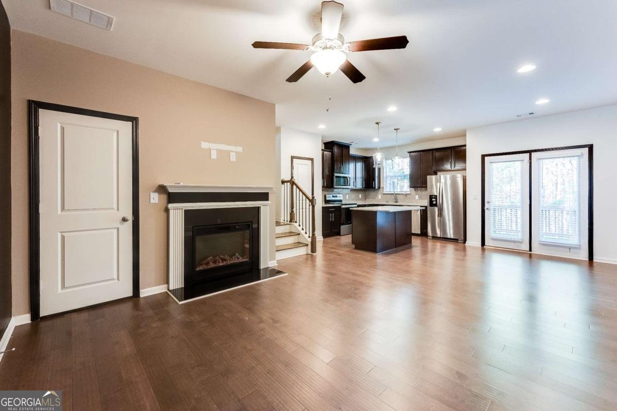 992 Belfry Terrace Fairburn - 5