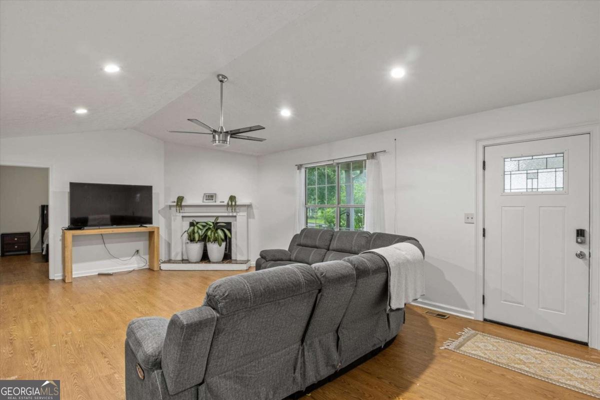 6 Water View Drive Stockbridge - 6