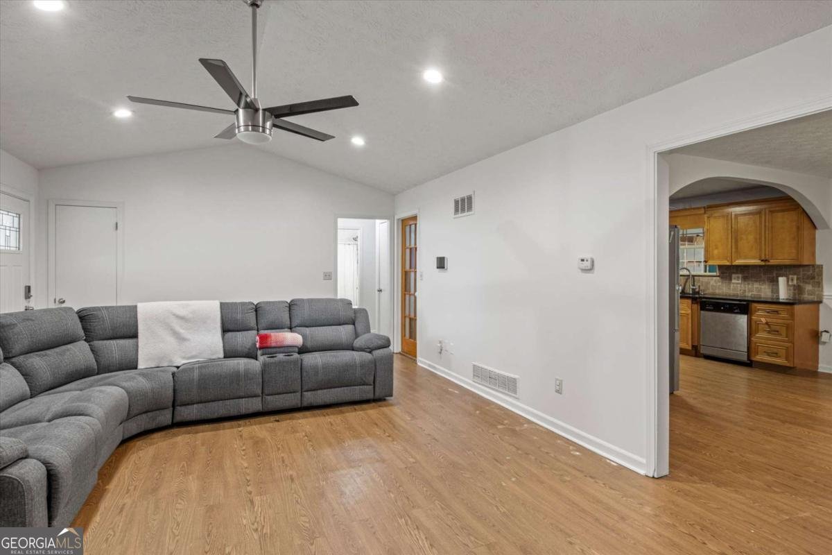 6 Water View Drive Stockbridge - 8