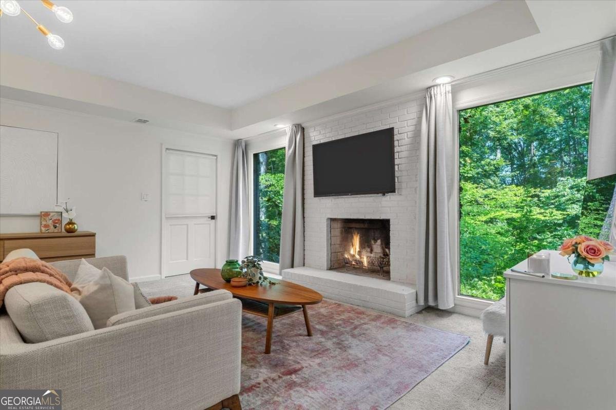 11785 Mountain Laurel Drive Roswell - 48