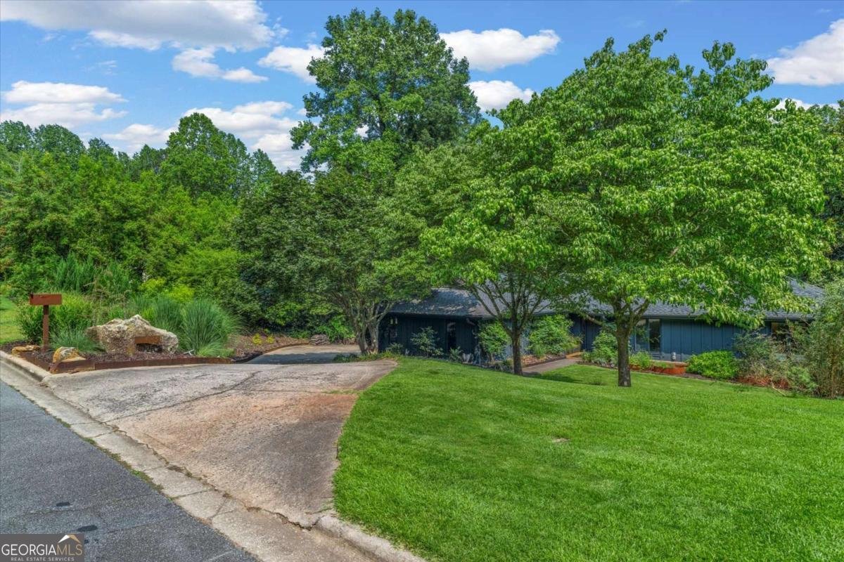 11785 Mountain Laurel Drive Roswell - 57