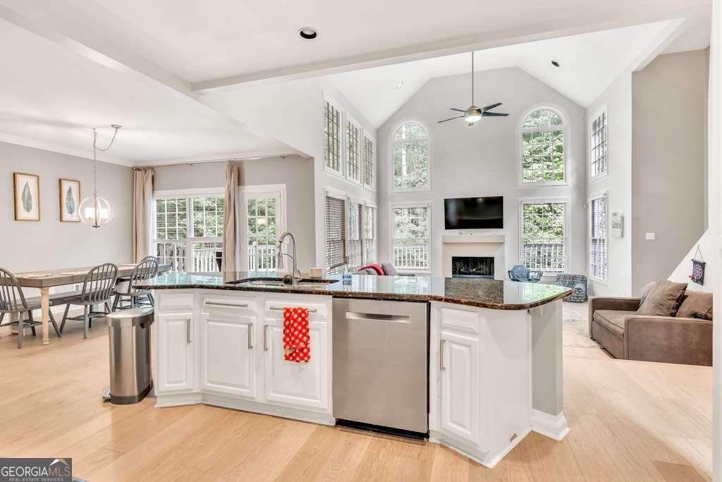 1253 RIVERMARK Court Lawrenceville - 17