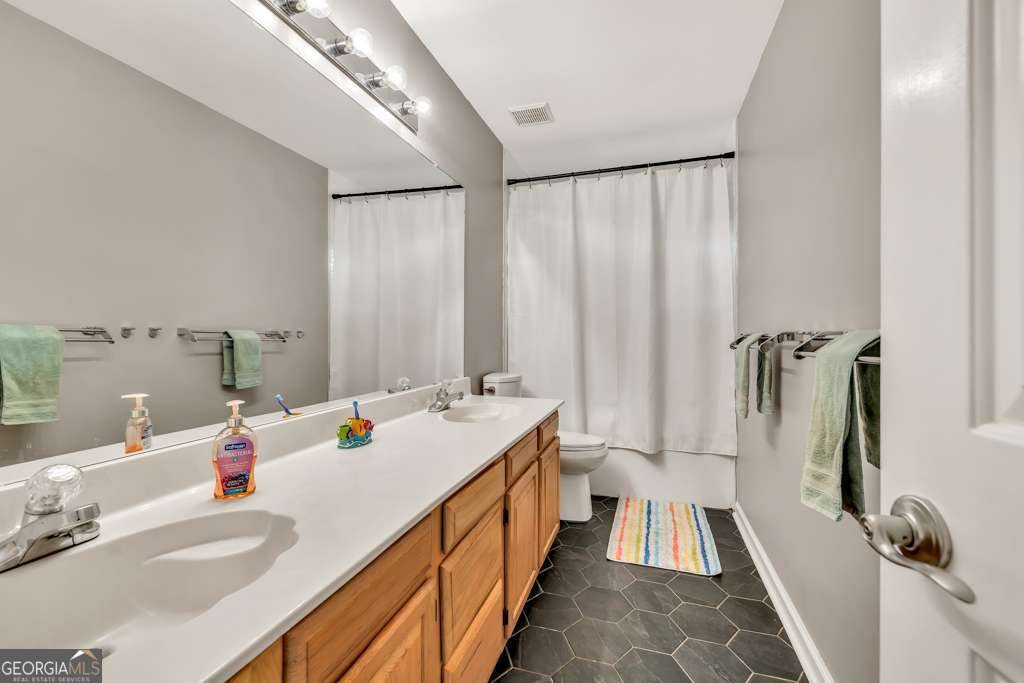 1253 RIVERMARK Court Lawrenceville - 34