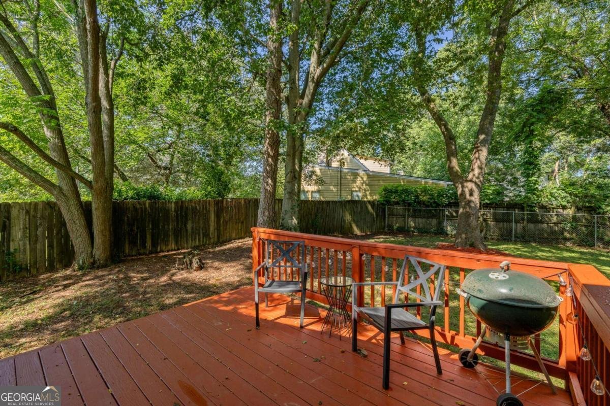 901 Winfield Avenue Atlanta - 19